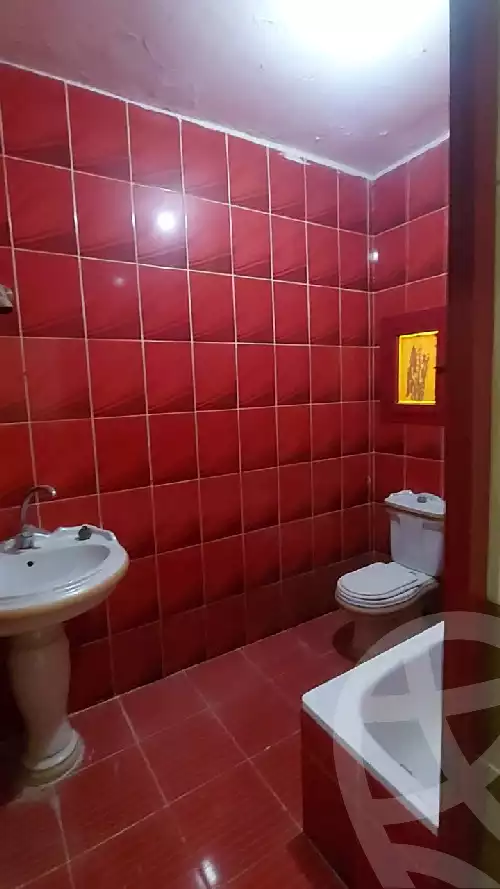 https://aqarmap.com.eg/ar/listing/4485085-for-sale-cairo-el-maadi-kornish-el-maadi-al-nasr-al-akbar-st