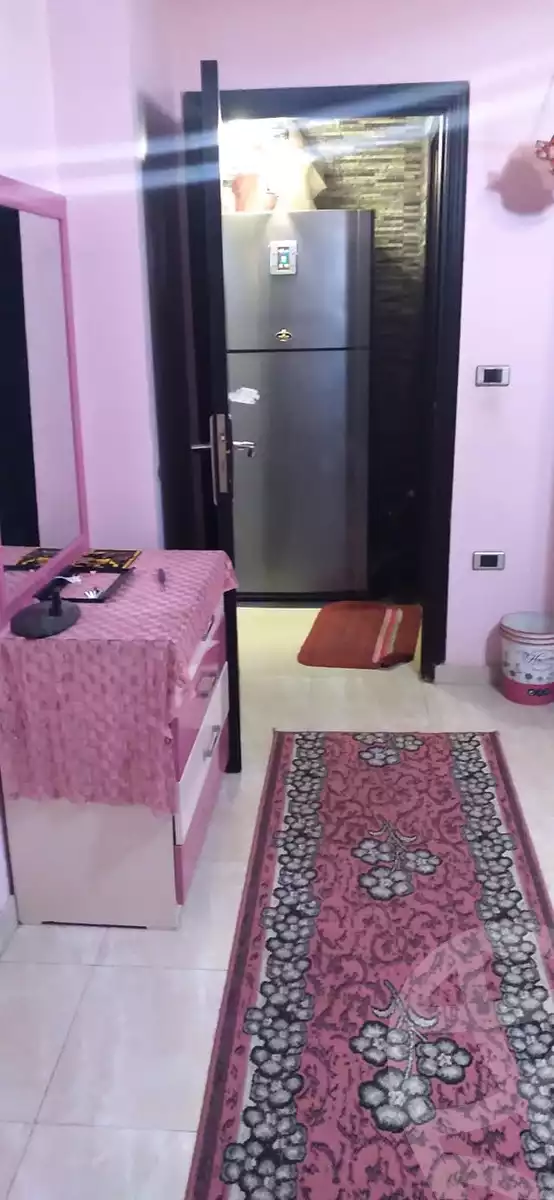 https://aqarmap.com.eg/ar/listing/4486457-for-rent-cairo-hdyq-lhrm--mntq-j