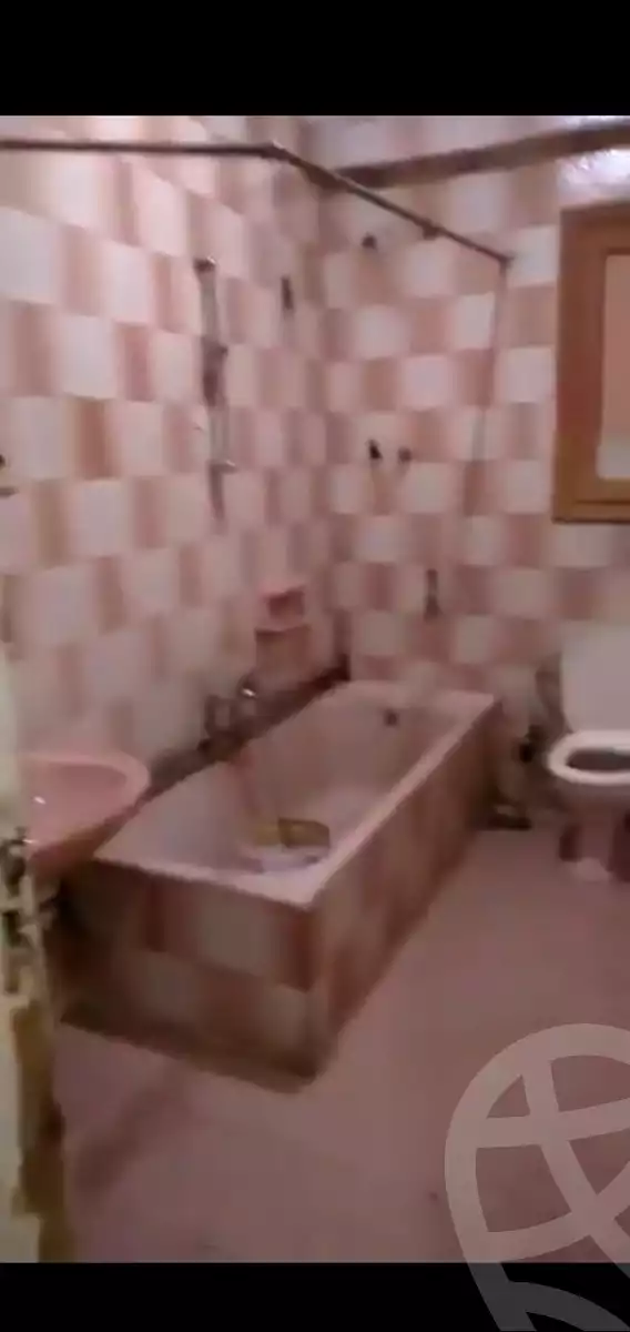 https://aqarmap.com.eg/ar/listing/4489581-for-sale-sharqia-zagazig-zagazig-city-el-zohour-st
