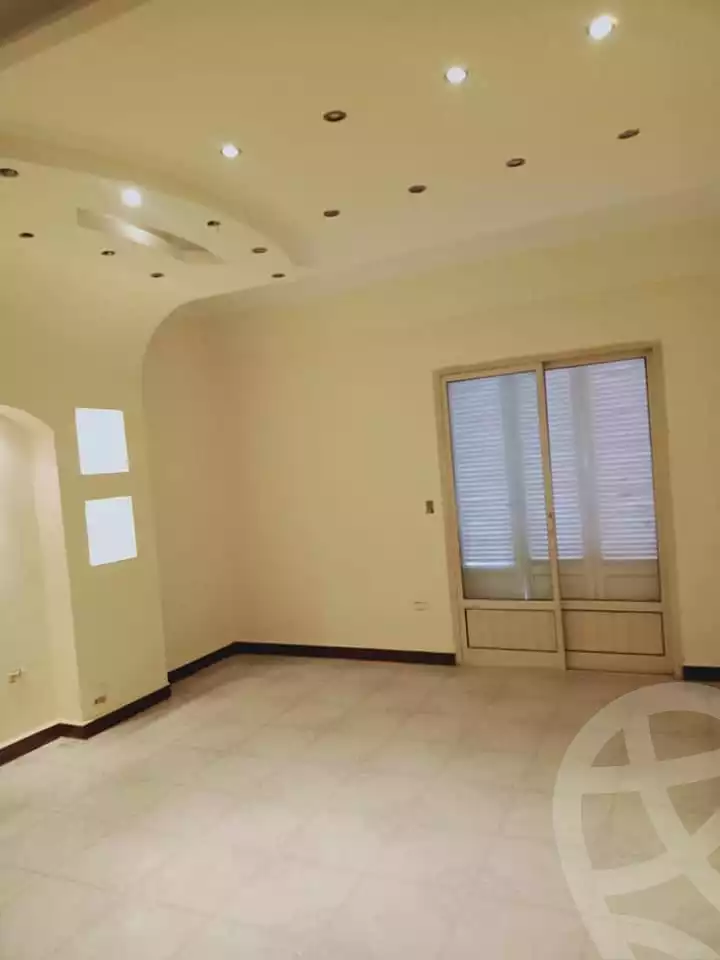 https://aqarmap.com.eg/ar/listing/4495217-for-rent-cairo-mokattam-shareaa-9