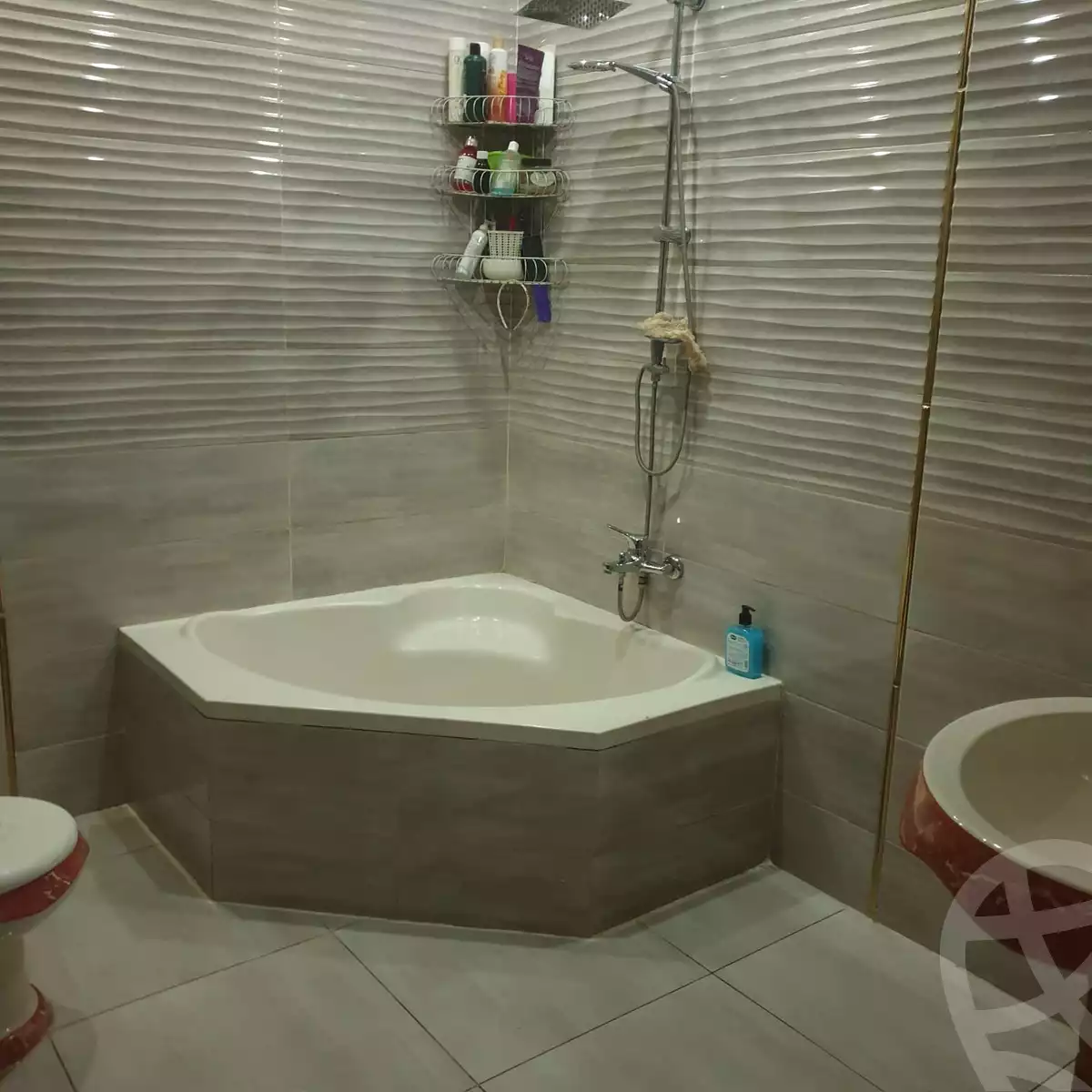 https://aqarmap.com.eg/ar/listing/5325739-for-sale-cairo-mokattam-lhdb-l-ly-shareaa-9