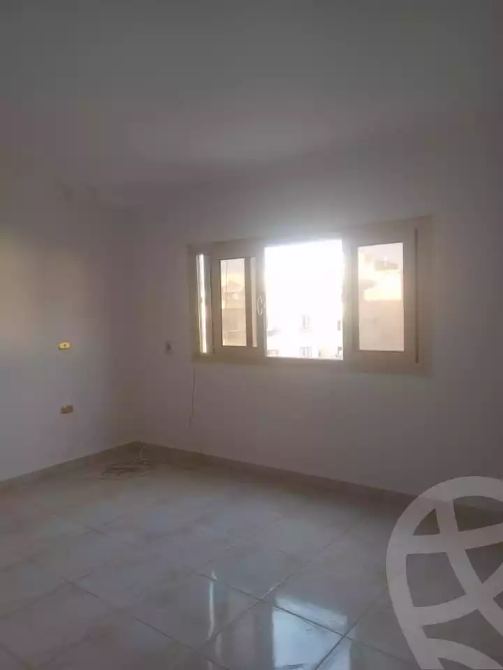 https://aqarmap.com.eg/en/listing/4521611-for-rent-cairo-mokattam-lhdb-l-ly-shr-krym-bnwn