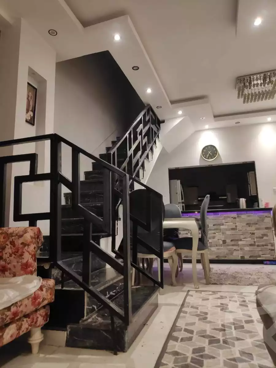 https://aqarmap.com.eg/en/listing/4551440-for-sale-cairo-helwan-kwrnysh-hlwn