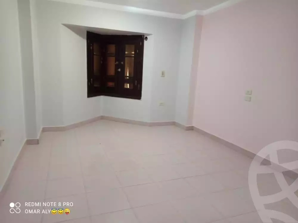 https://aqarmap.com.eg/ar/listing/4524806-for-sale-asyut-asyut-city-kornish-al-nile-al-thawra-st