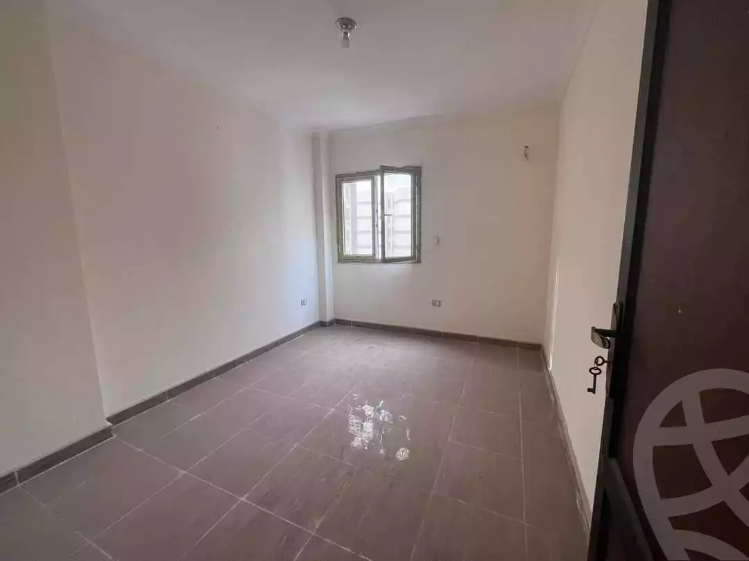 https://aqarmap.com.eg/ar/listing/4560397-for-sale-cairo-al-oubour-l-bwr-ljdyd-skn-msr
