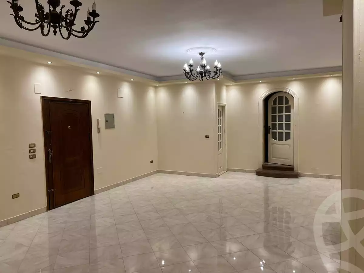 https://aqarmap.com.eg/en/listing/4588005-for-rent-cairo-new-cairo-el-ahyaa-first-neighborhood-street-1