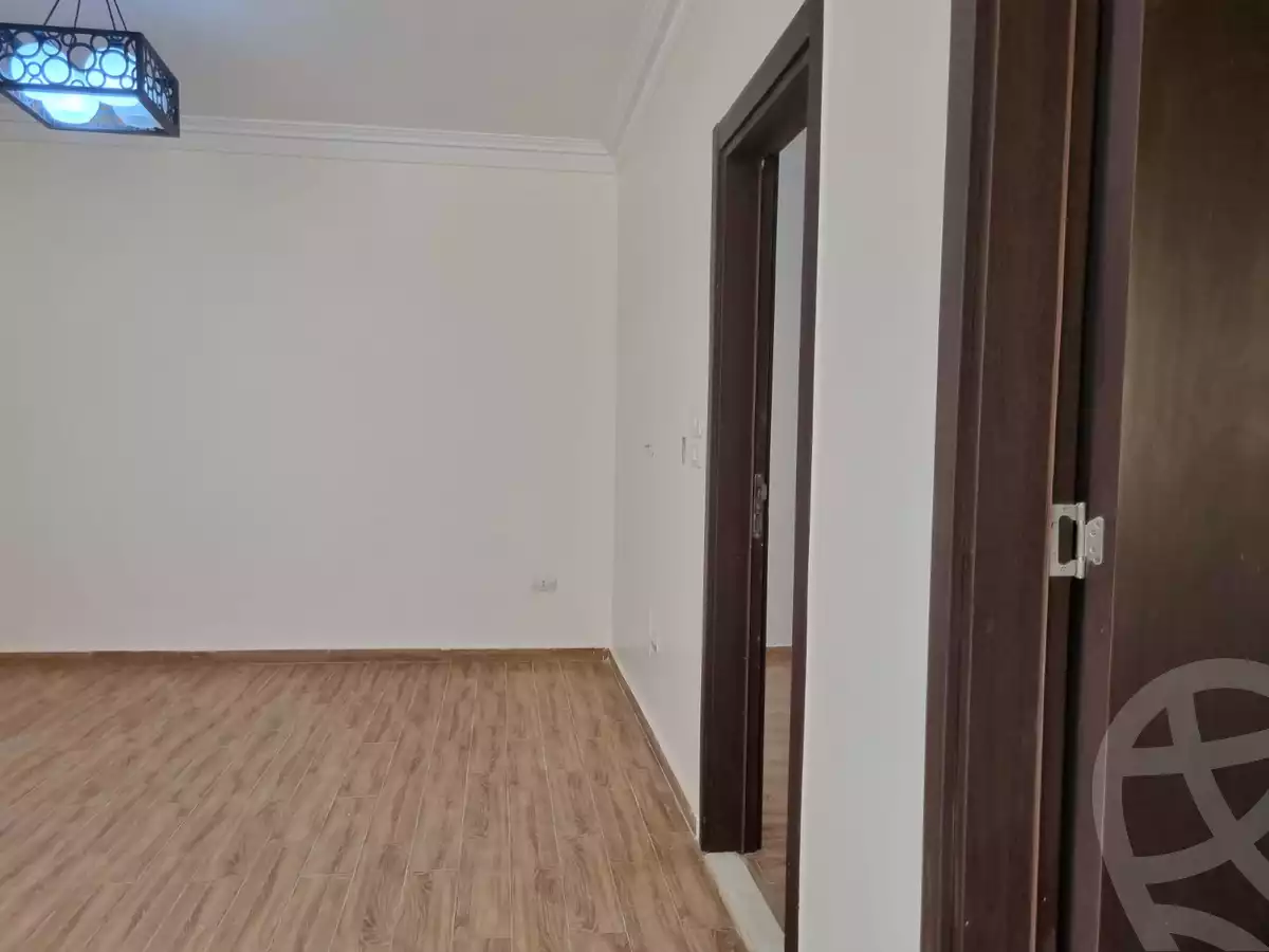 https://aqarmap.com.eg/ar/listing/4596364-for-rent-mdyn-lshrwq-compounds-el-shorouk-gardens