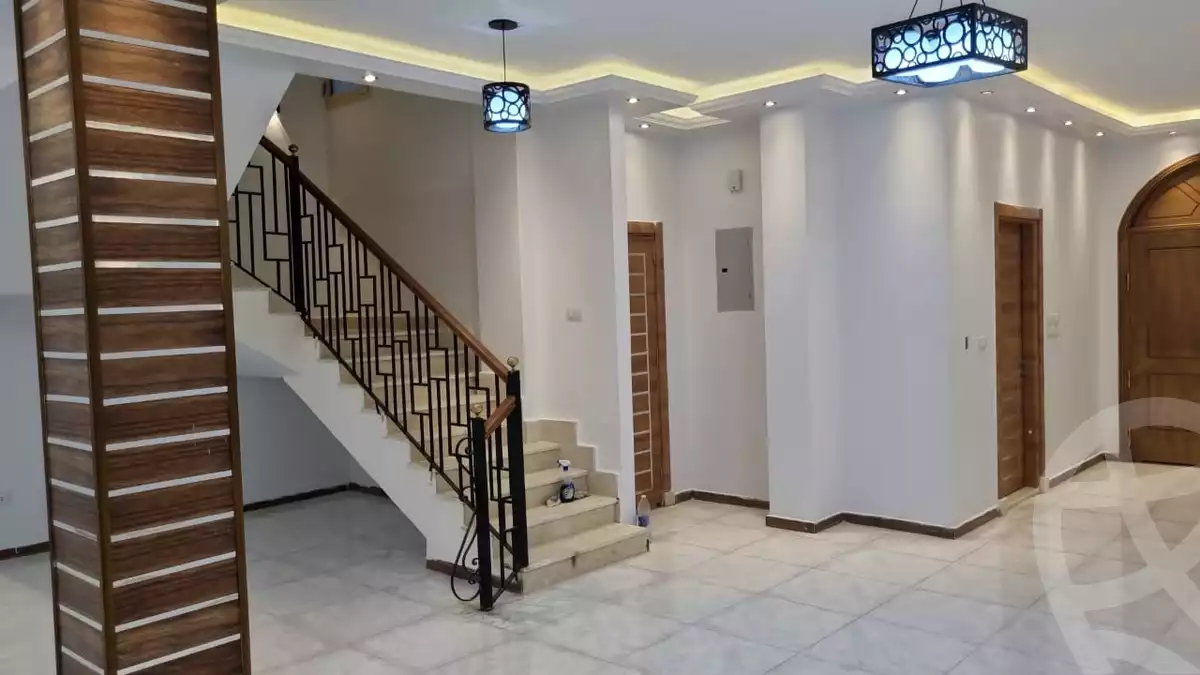 https://aqarmap.com.eg/ar/listing/4596364-for-rent-mdyn-lshrwq-compounds-el-shorouk-gardens