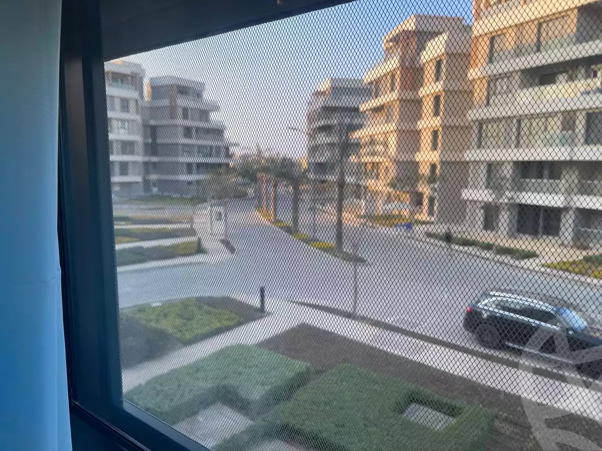 https://aqarmap.com.eg/ar/listing/4601302-for-sale-cairo-new-cairo-compounds-kmbwnd-sky-kwndwz-swdyk-villette