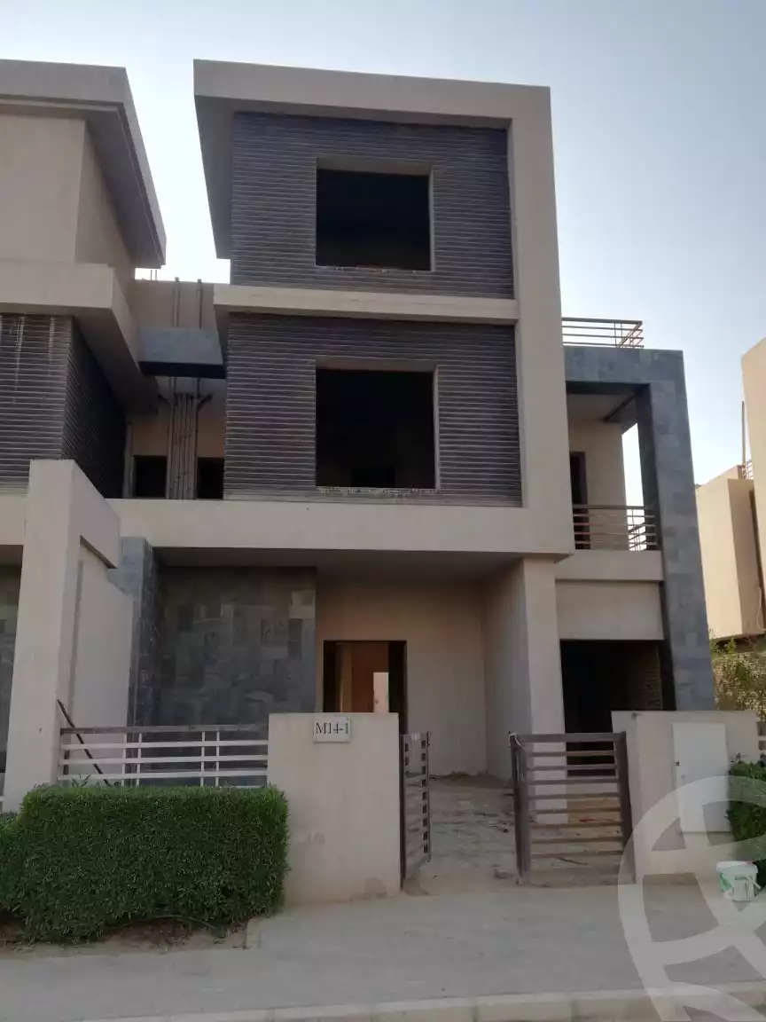 https://aqarmap.com.eg/en/listing/4622686-for-sale-cairo-el-sheikh-zayed-city-compounds-in-sheikh-zayed-el-karma-4