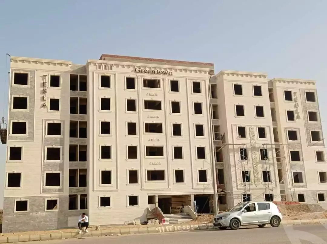 https://aqarmap.com.eg/ar/listing/4646872-for-sale-cairo-6th-of-october-hadaeq-october-kmbwnd-fy-hdyq-ktwbr-green-town-compound-qebaa