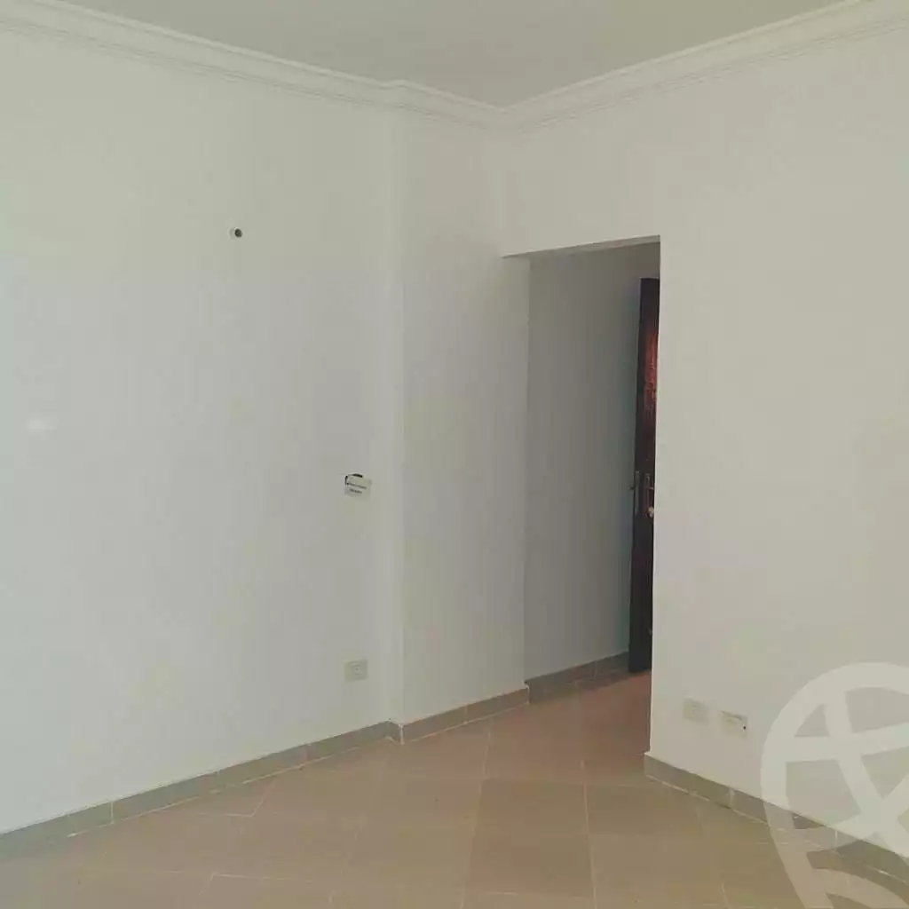https://aqarmap.com.eg/en/listing/6987806-for-sale-north-coast-resorts-emirates-heights