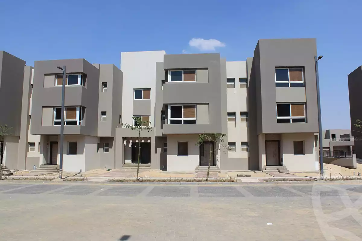 https://aqarmap.com.eg/ar/listing/4654234-for-sale-cairo-el-sheikh-zayed-city-compounds-in-sheikh-zayed-etapa