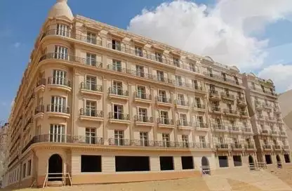 https://aqarmap.com.eg/ar/listing/4671788-for-sale-cairo-new-cairo-compounds-hyde-park