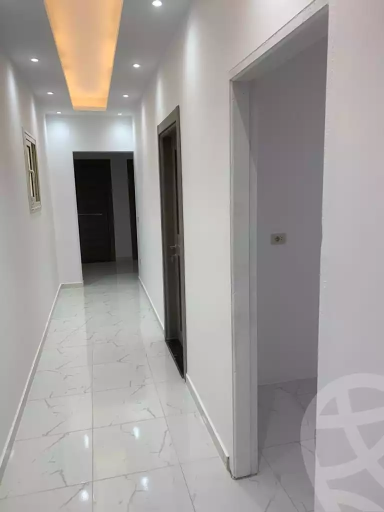 https://aqarmap.com.eg/en/listing/5884109-for-sale-cairo-new-cairo-el-kornfol-el-kornfol-5