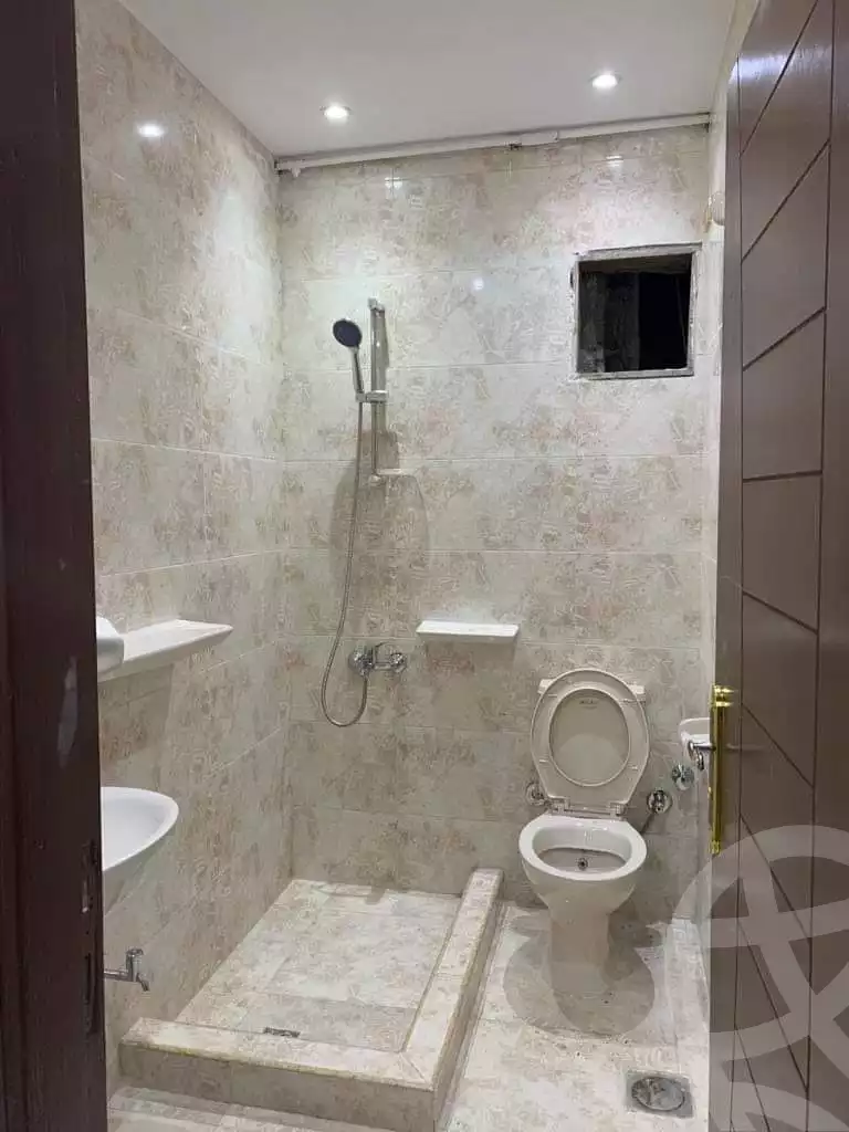 https://aqarmap.com.eg/ar/listing/4689178-for-rent-cairo-el-zaytun-lzytwn-lshrqy-toman-bai-st