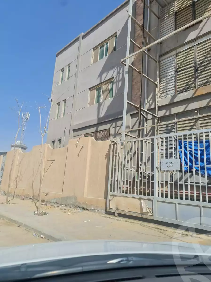 https://aqarmap.com.eg/ar/listing/4702725-for-rent-cairo-new-cairo-el-maantiqah-el-sinaiyyah