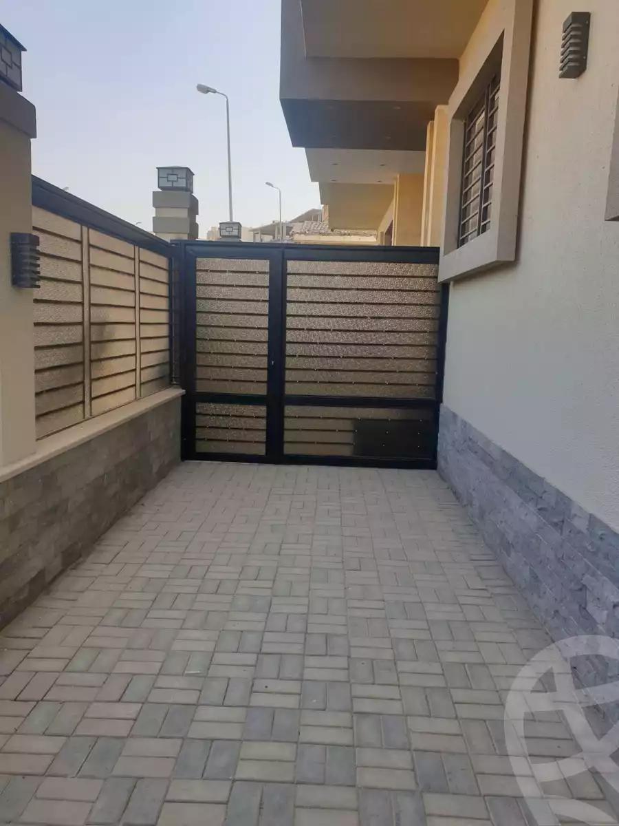 https://aqarmap.com.eg/en/listing/5300367-for-sale-cairo-new-cairo-el-lotus-lotus-north-cairo-new-cairo-el-lotus-lotus-south-the-fourth-area-lotus-north