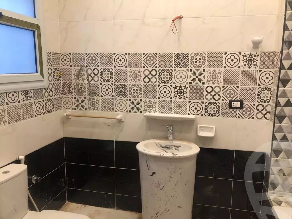 https://aqarmap.com.eg/ar/listing/5775678-for-rent-cairo-new-cairo-el-kornfol-el-kornfol-7