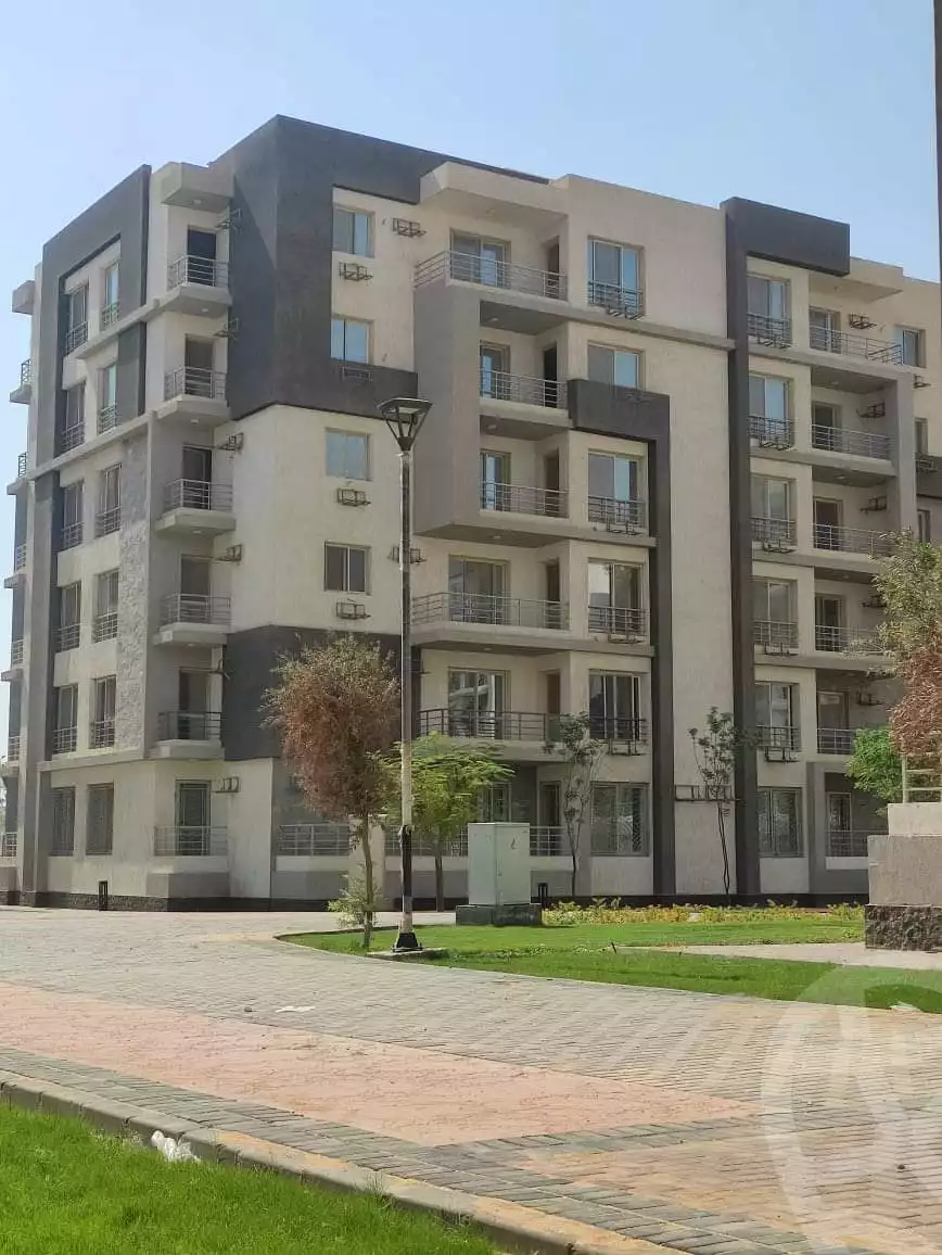 https://aqarmap.com.eg/en/listing/4718942-for-sale-cairo-el-sheikh-zayed-city-compounds-jn-zyd