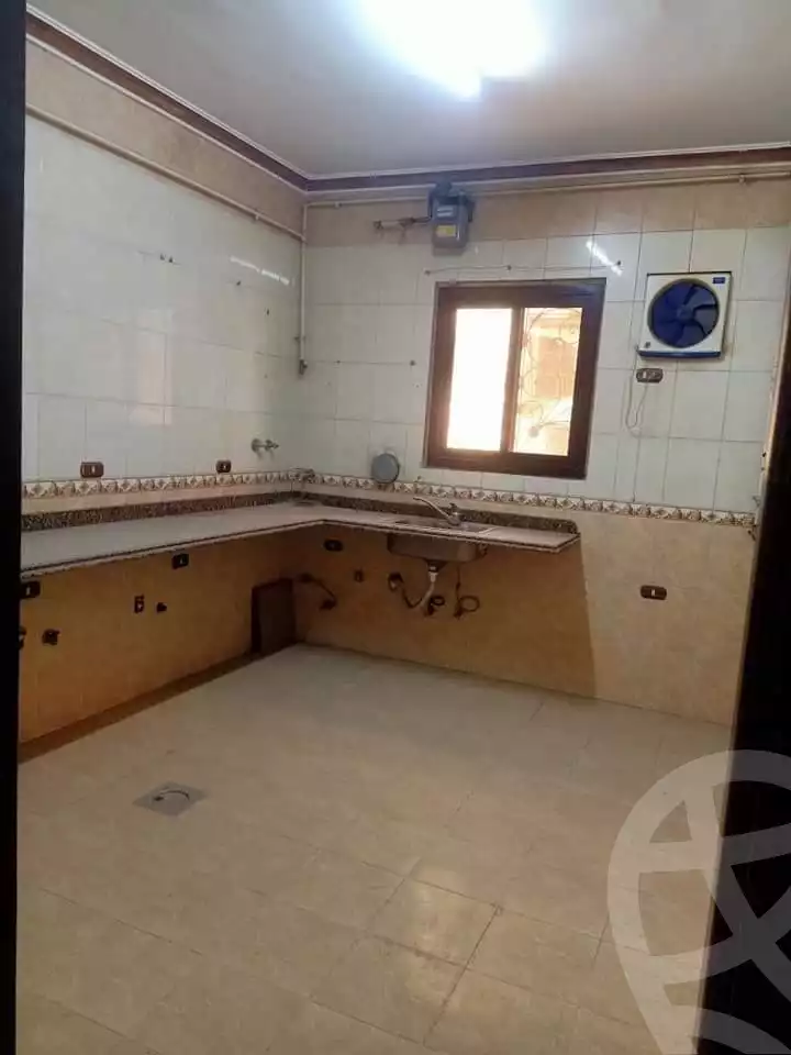 https://aqarmap.com.eg/ar/listing/4727309-for-rent-cairo-mokattam-lhdb-l-ly