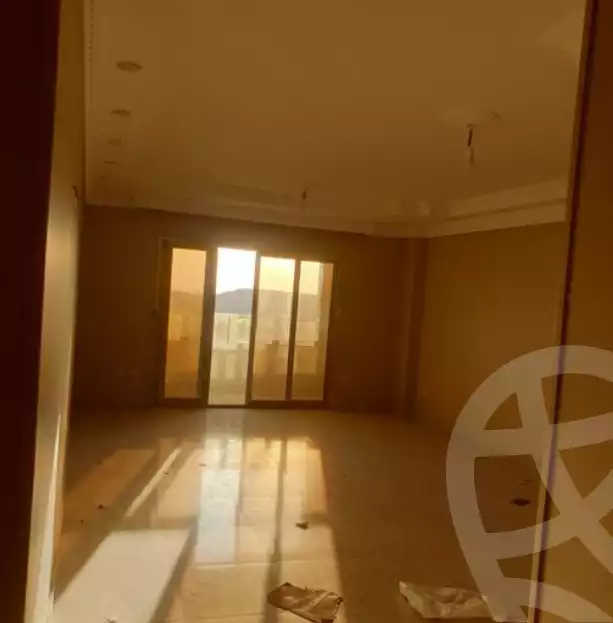 https://aqarmap.com.eg/ar/listing/4732512-for-rent-cairo-mokattam-first-neighborhood