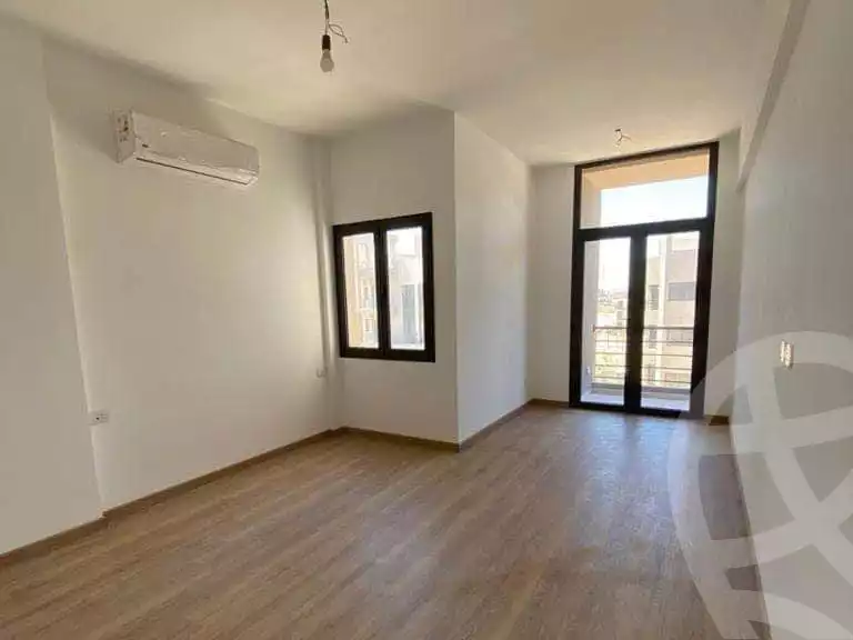 https://aqarmap.com.eg/ar/listing/4753351-for-sale-cairo-el-sheikh-zayed-city-lshykh-zyd-ljdyd-mar-ville-compound-almarasem