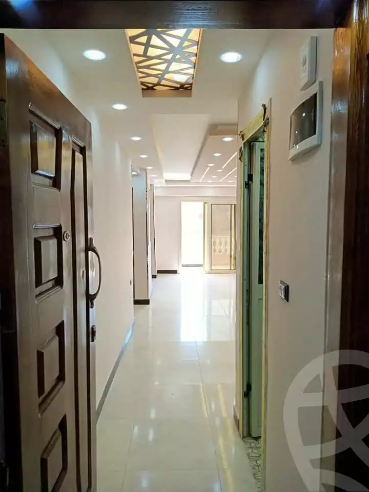 https://aqarmap.com.eg/en/listing/4772447-for-sale-alexandria-el-hanouvel-el-zahraa-city-st