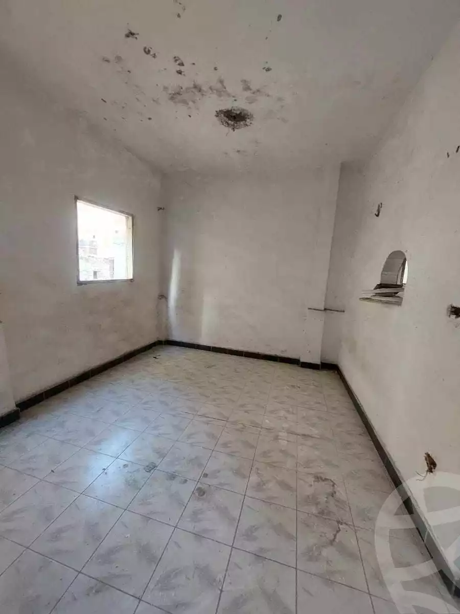 https://aqarmap.com.eg/en/listing/4777918-for-sale-alexandria-krmwz