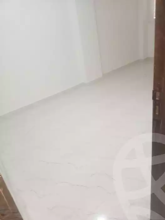 https://aqarmap.com.eg/ar/listing/4779150-for-rent-sohag-mntq-fr-y-bswhj