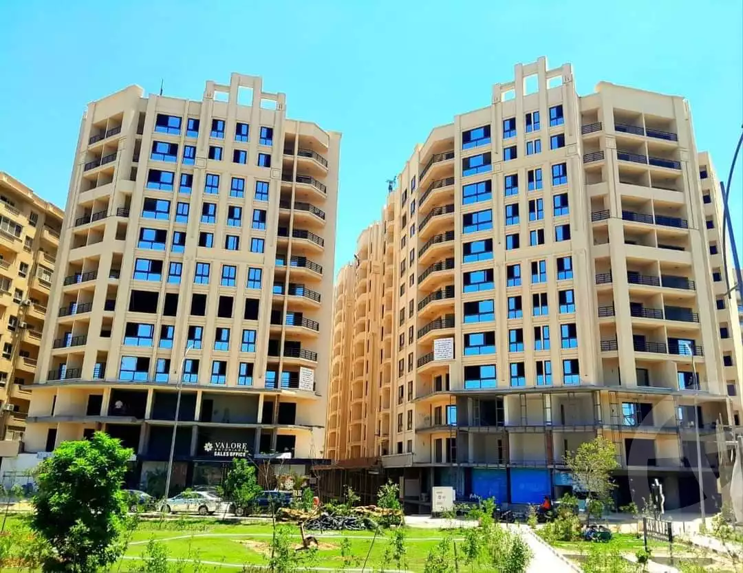 https://aqarmap.com.eg/ar/listing/4803279-for-sale-alexandria-smouha-compounds-in-smouha-valore-antoniadis-compound-el-ghonimy