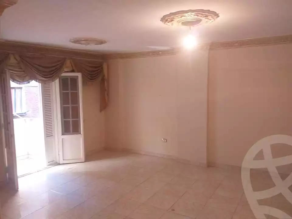 https://aqarmap.com.eg/ar/listing/4810064-for-sale-alexandria-alhadara-new-el-hadra