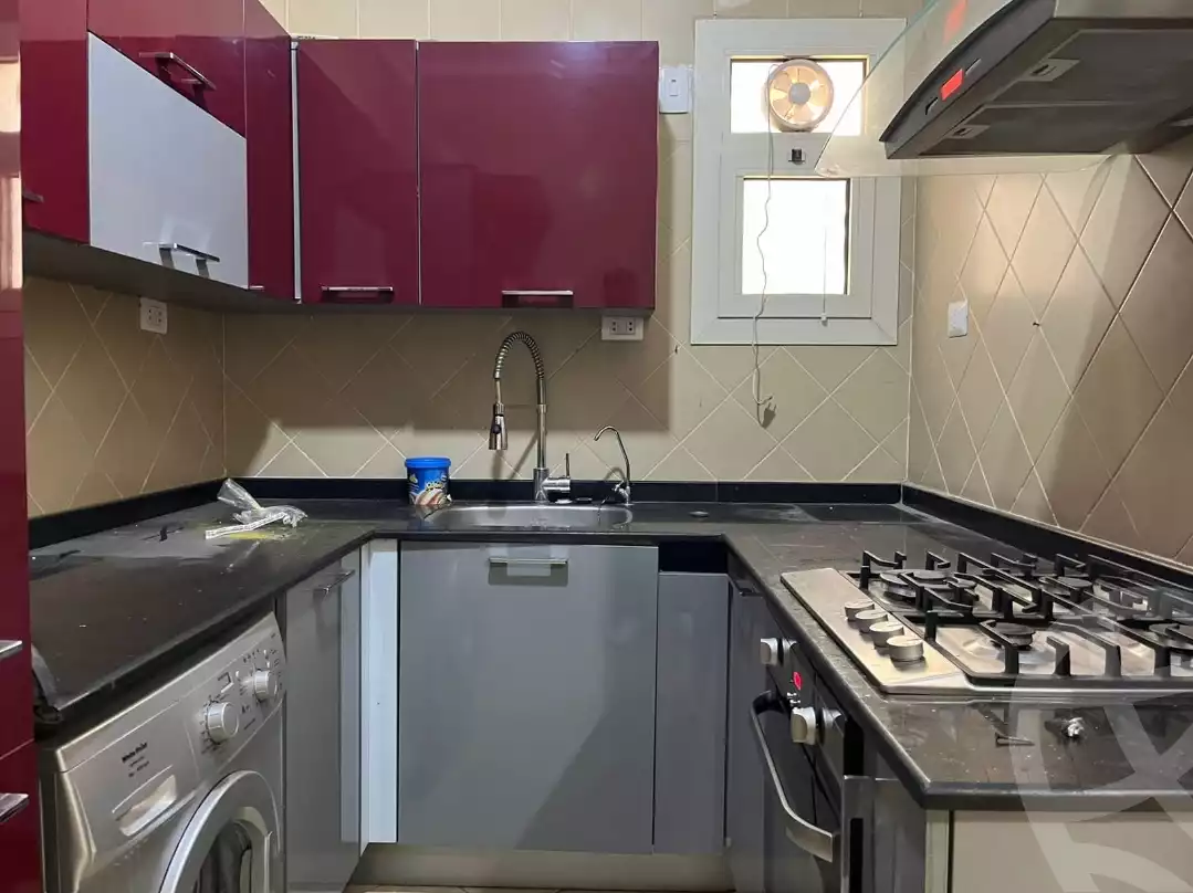 https://aqarmap.com.eg/en/listing/4824680-for-rent-cairo-el-sheikh-zayed-city-compounds-dh-drys