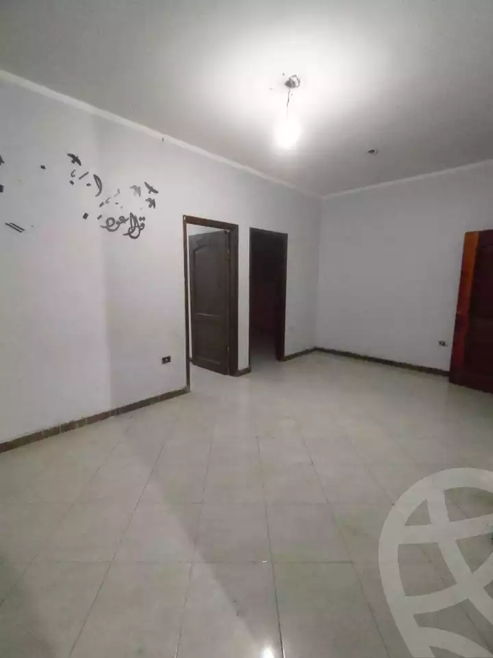 https://aqarmap.com.eg/ar/listing/4837796-for-rent-qalyubia-shubra-el-khaima-bahtim