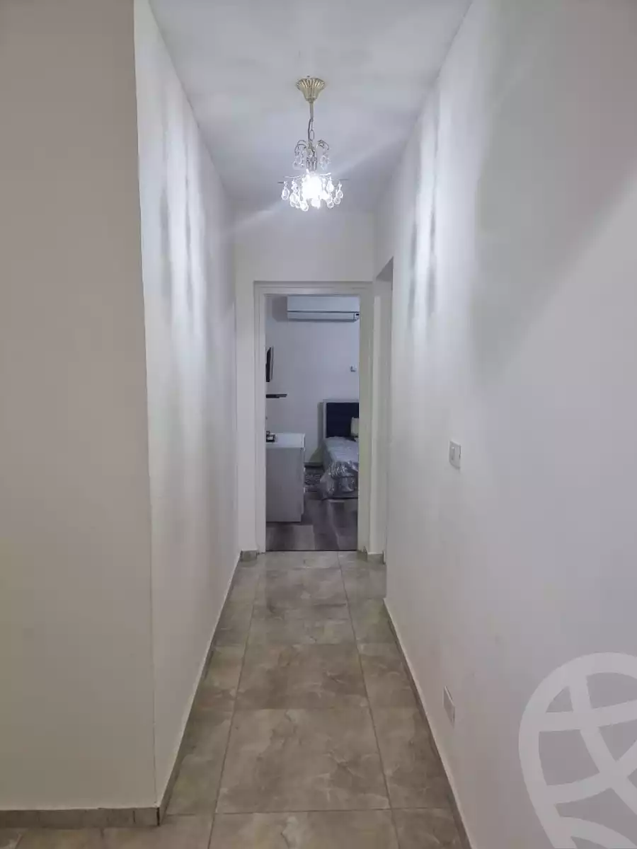 https://aqarmap.com.eg/ar/listing/4865022-for-rent-cairo-new-cairo-lrhb-city-phase-5-ibn-al-nafees-st