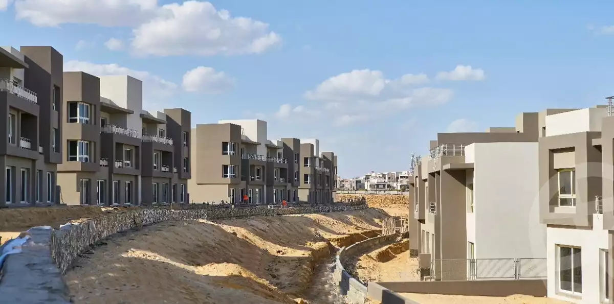 https://aqarmap.com.eg/en/listing/4888592-for-sale-cairo-el-sheikh-zayed-city-compounds-etapa