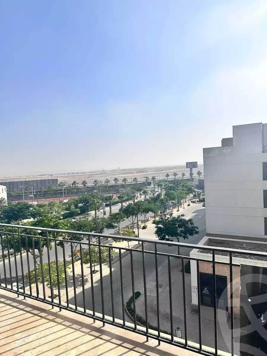 https://aqarmap.com.eg/en/listing/4893317-for-sale-cairo-el-sheikh-zayed-city-compounds-the-courtyard