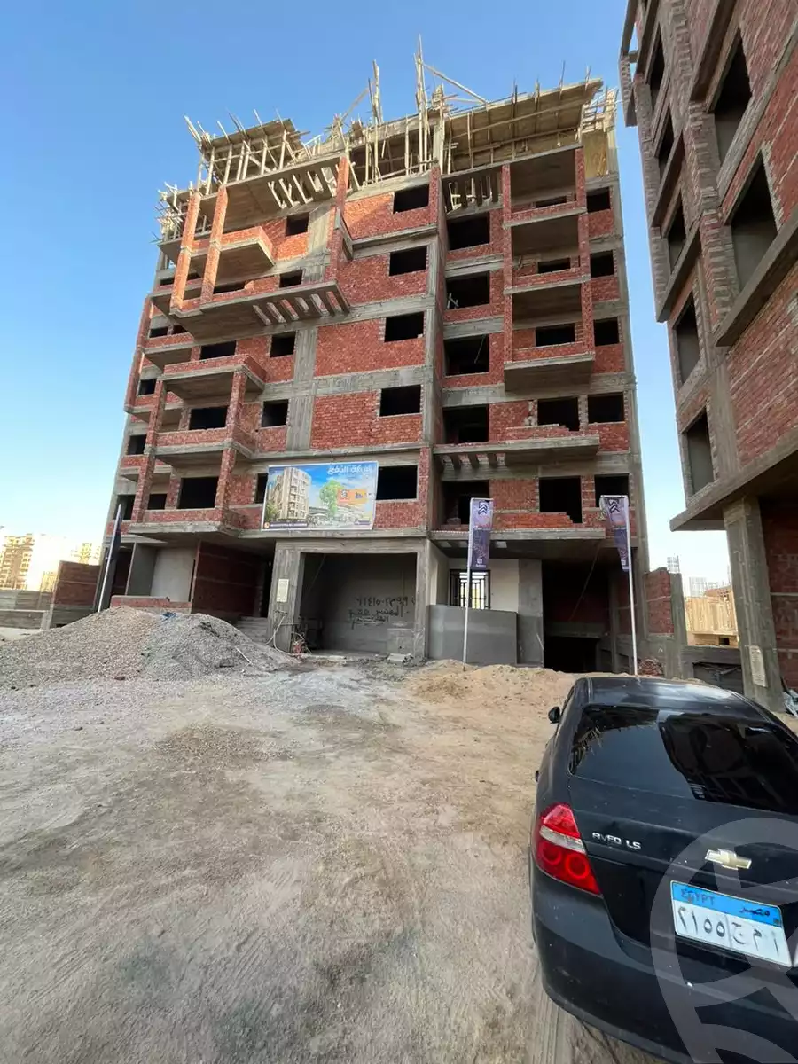 https://aqarmap.com.eg/en/listing/4893773-for-sale-cairo-al-oubour-tryq-msr-sm-yly-lshrwy-golden-tower-compound-blue-sky