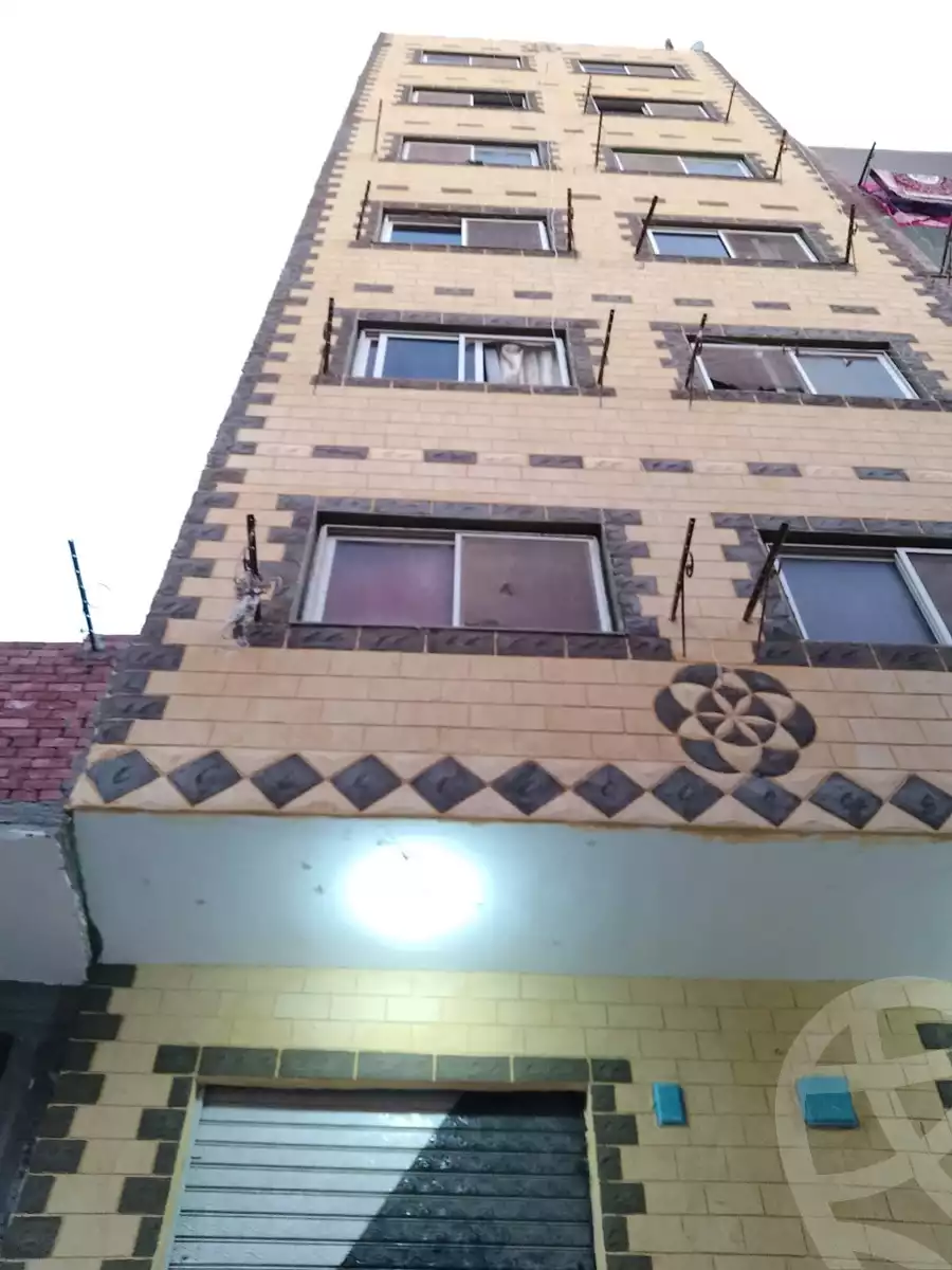 https://aqarmap.com.eg/ar/listing/4902270-for-sale-cairo-helwan-kwrnysh-hlwn