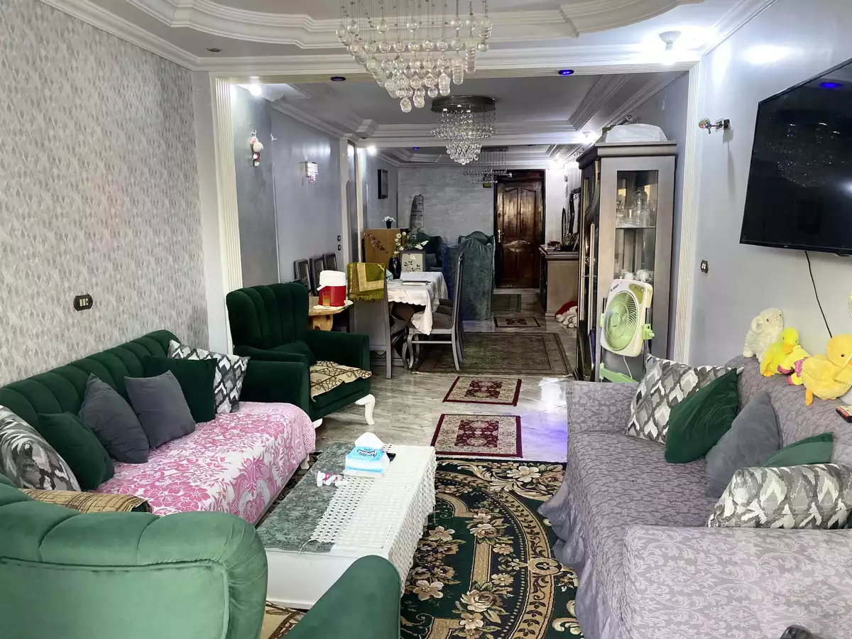 https://aqarmap.com.eg/ar/listing/4914463-for-sale-alexandria-moharram-bey-al-mahkama-st