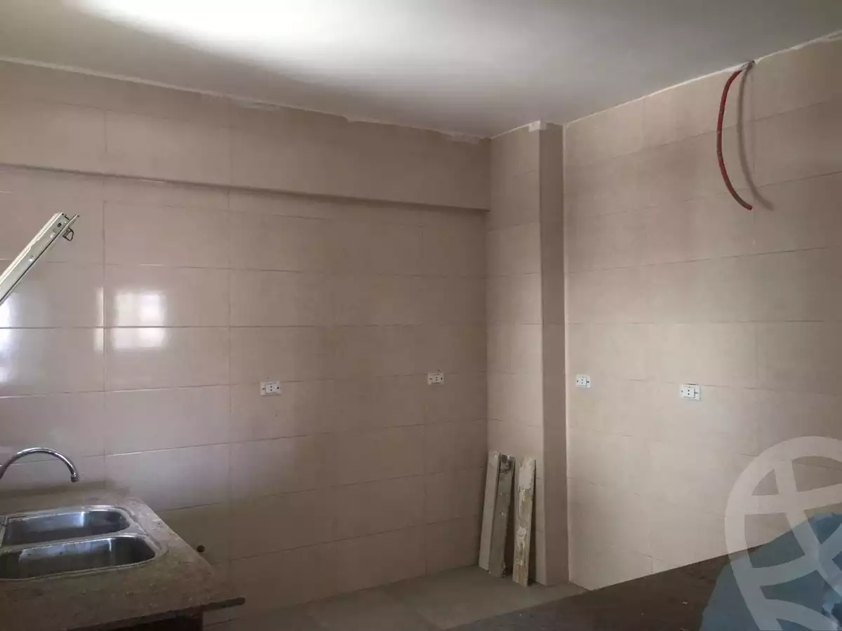 https://aqarmap.com.eg/en/listing/4925812-for-rent-cairo-mokattam-manteqt-ganob-s