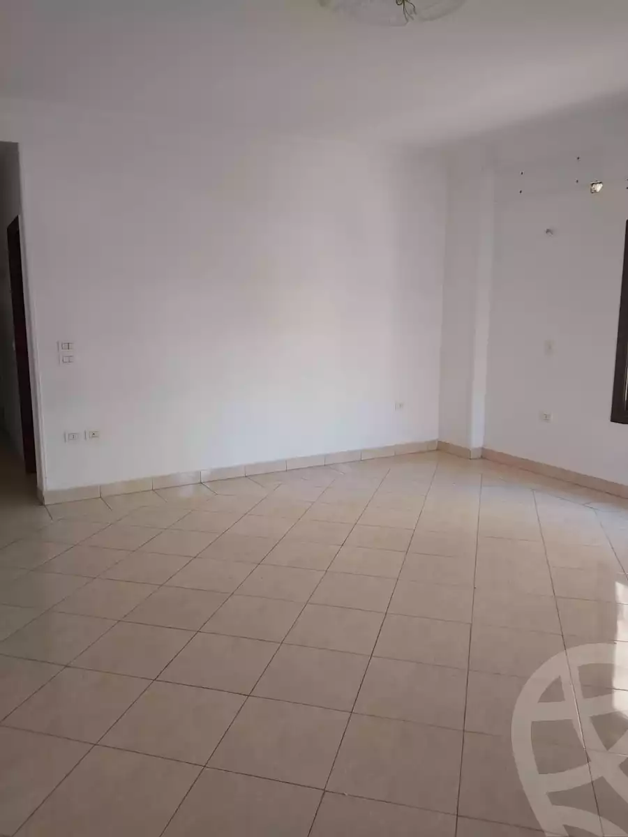 https://aqarmap.com.eg/ar/listing/4928135-for-rent-cairo-new-cairo-el-narges-el-narges-1-el-mosheer-ahmed-badawi-st