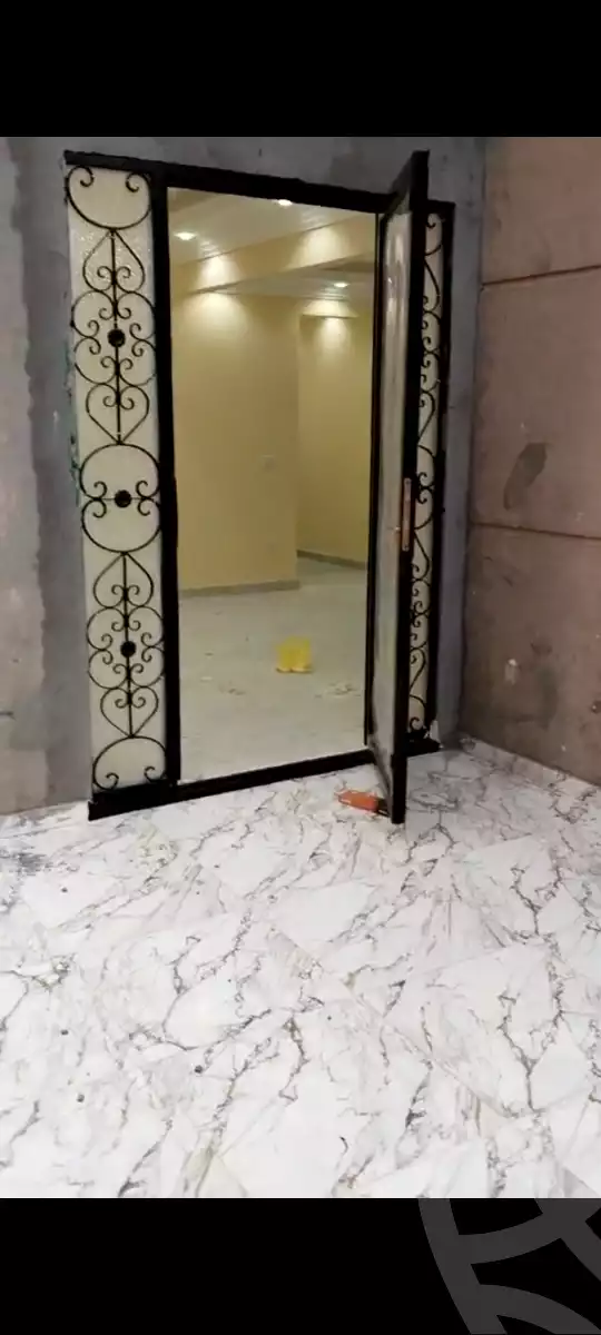 https://aqarmap.com.eg/ar/listing/5646540-for-rent-cairo-al-oubour-el-hay-el-taseaa-abbas-el-akad-st