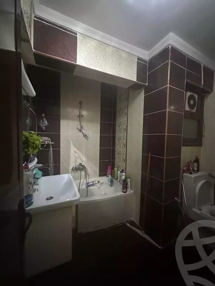 https://aqarmap.com.eg/ar/listing/4950477-for-sale-alexandria-el-hanouvel