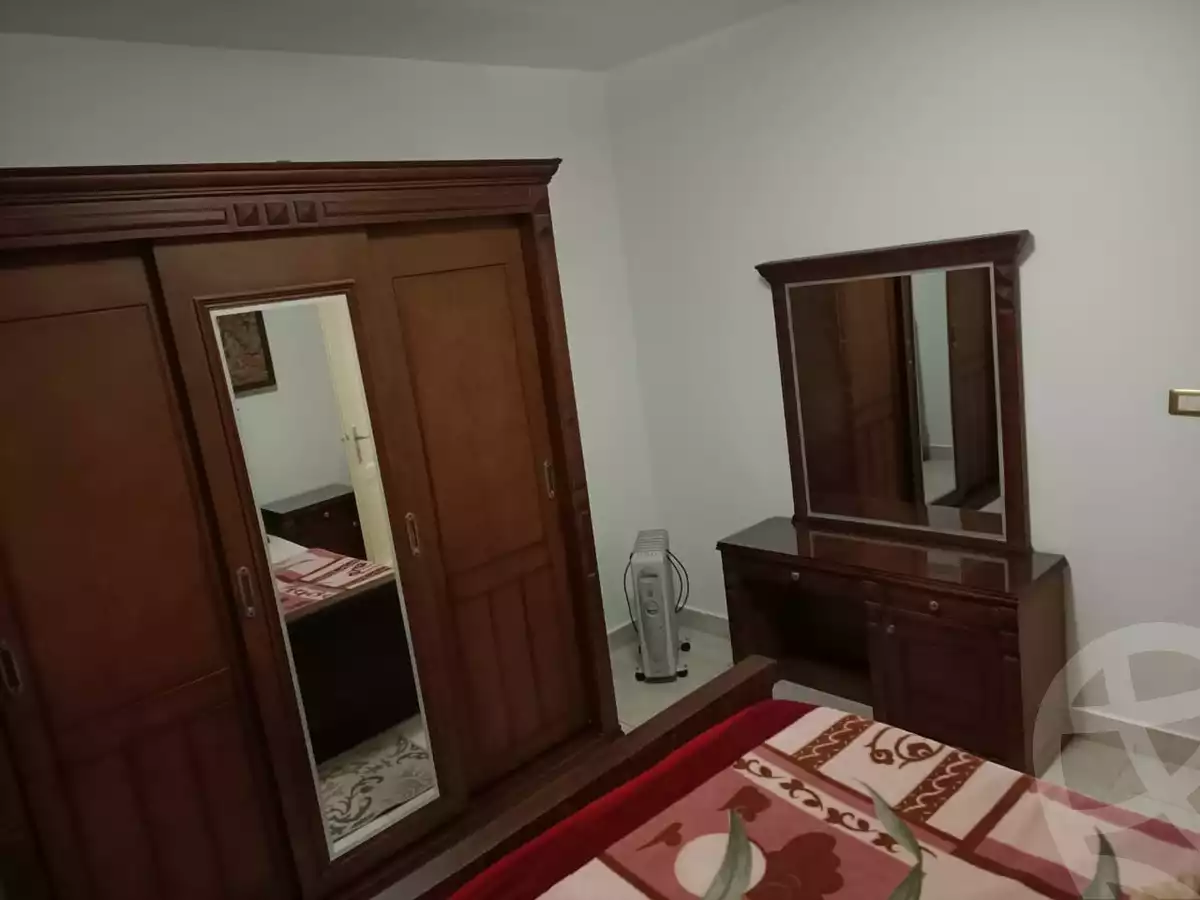 https://aqarmap.com.eg/en/listing/4955258-for-rent-cairo-new-cairo-lrhb-city-phase-5-ibn-rushd-st