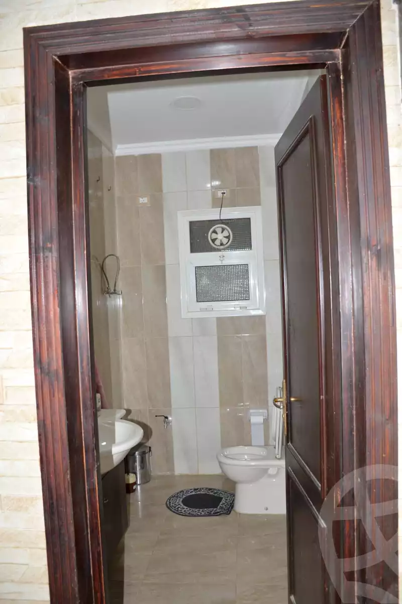 https://aqarmap.com.eg/en/listing/4956823-for-rent-cairo-new-cairo-lrhb-city