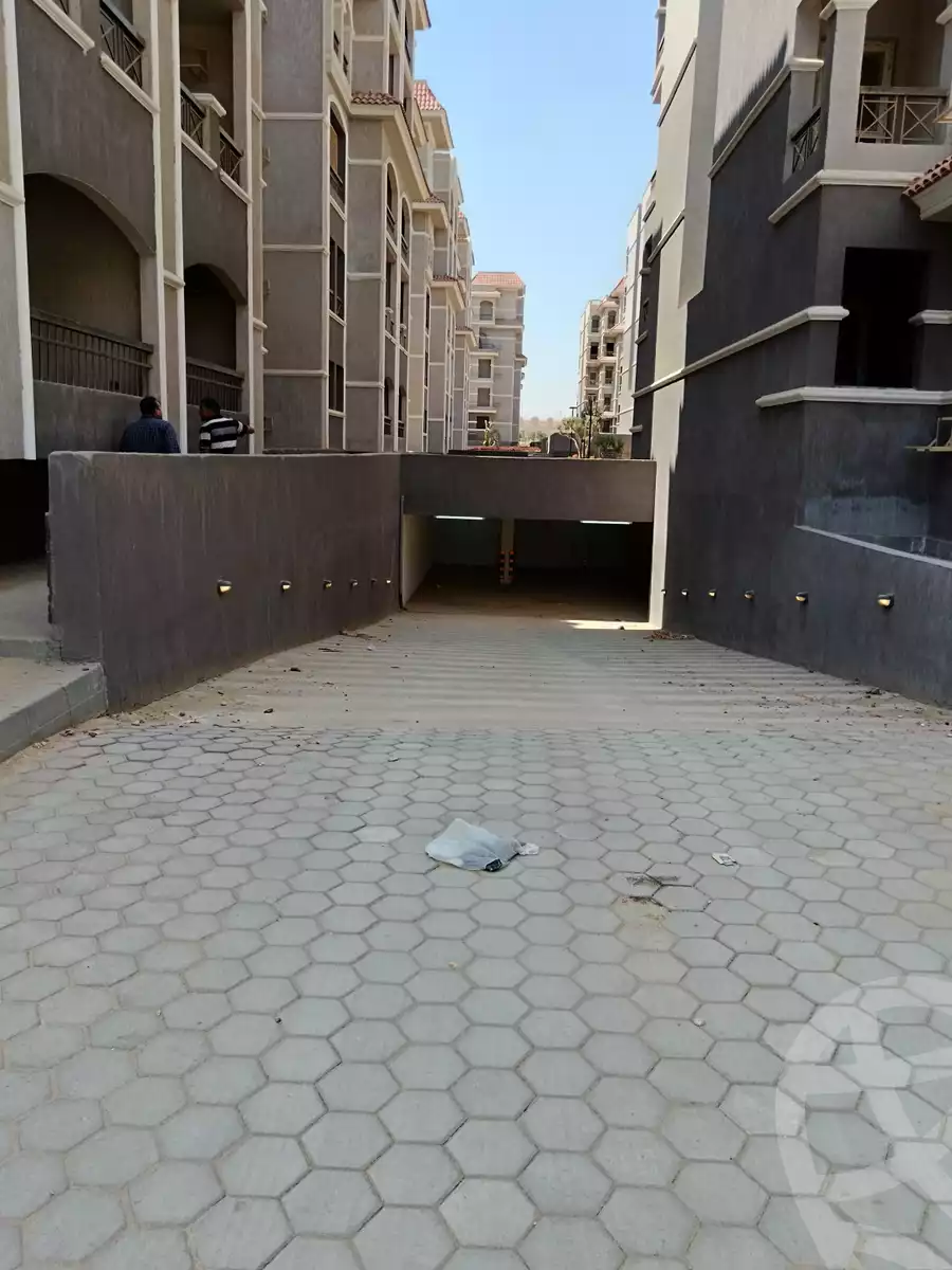 https://aqarmap.com.eg/en/listing/4960330-for-sale-cairo-new-cairo-compounds-garden-heights-compound