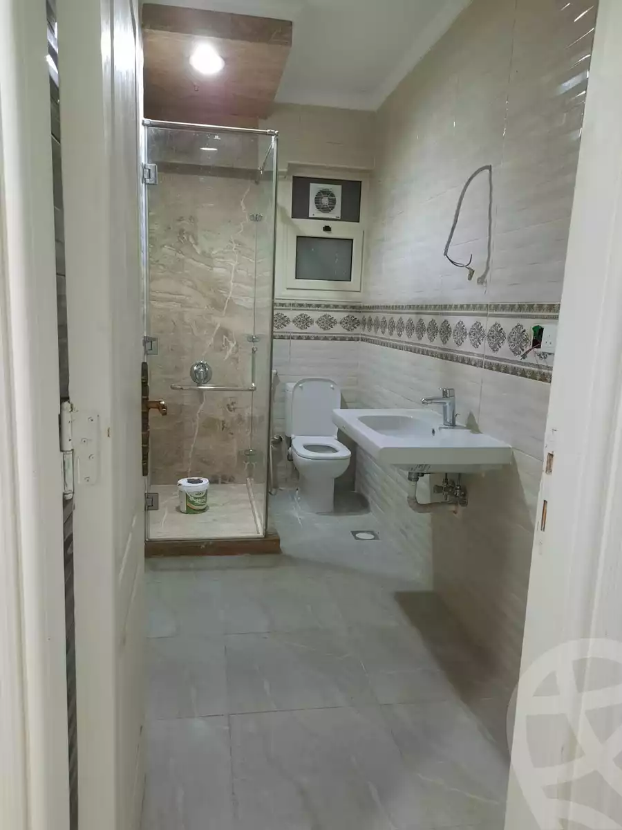 https://aqarmap.com.eg/en/listing/4822651-for-sale-alexandria-bolekly