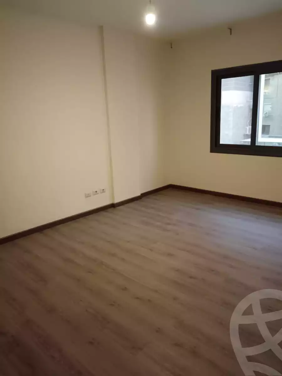 https://aqarmap.com.eg/ar/listing/4970602-for-sale-cairo-new-cairo-compounds-el-deyar-mokhabarat