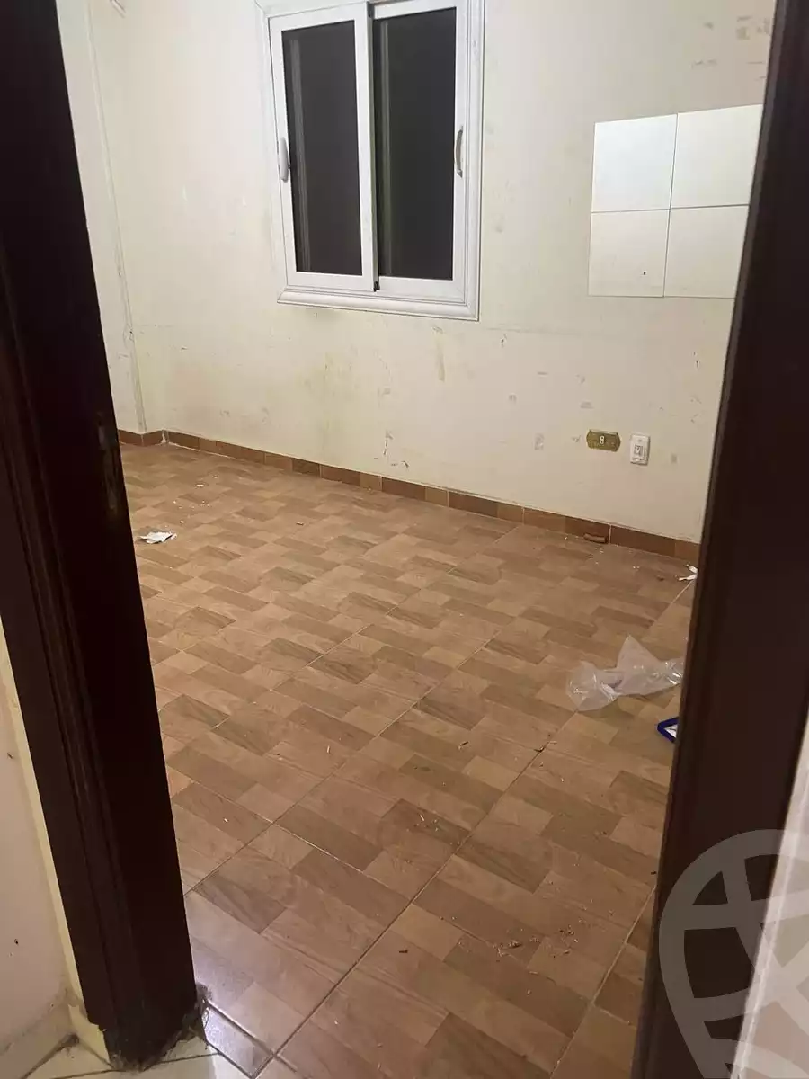 https://aqarmap.com.eg/ar/listing/4972226-for-sale-cairo-el-sheikh-zayed-city-el-hay-elasher-street-100